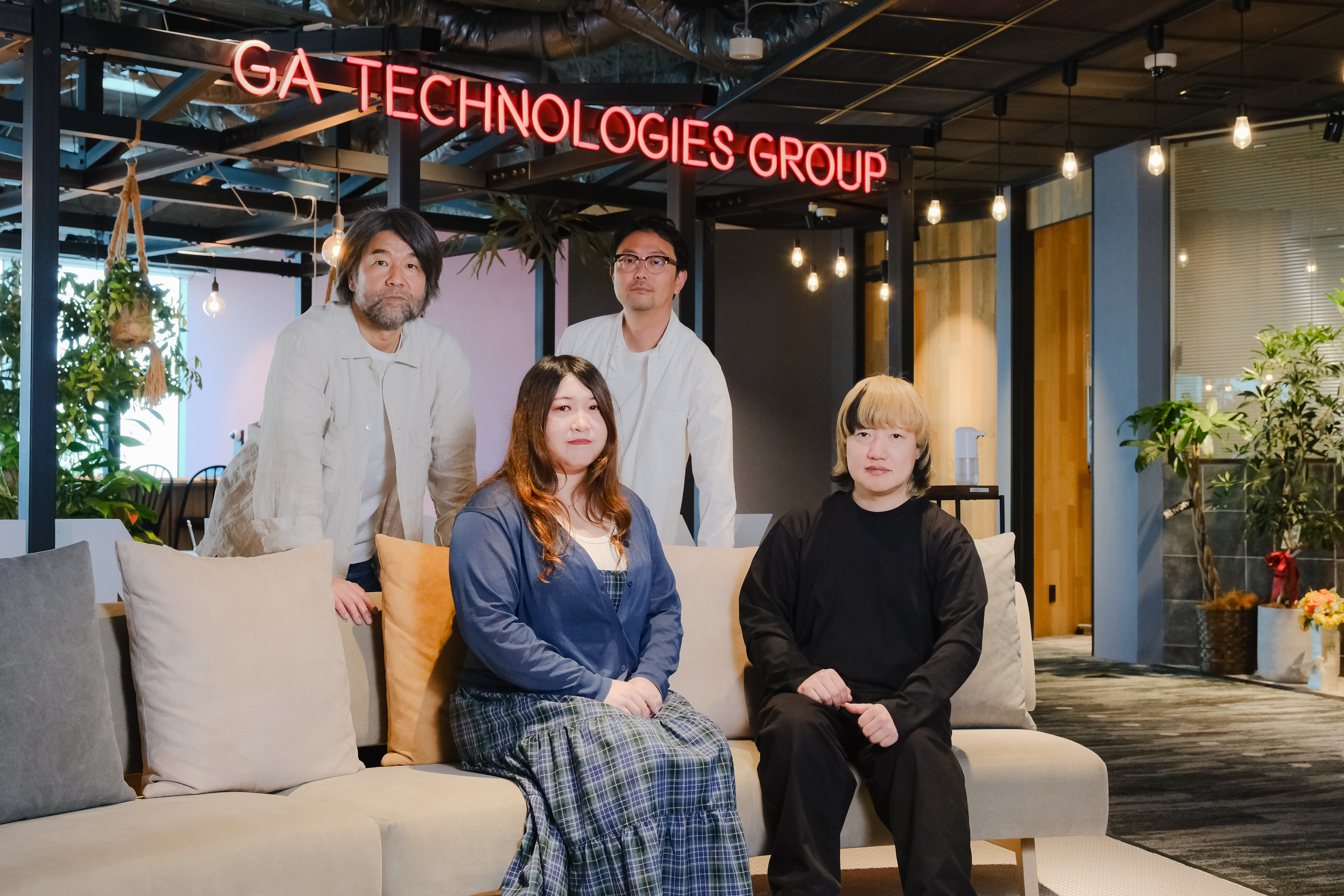 レガシーを塗り替え、市場をリードするRENOSY｜CCOとデザイナーが描く、新しい不動産投資体験のかたち  - ReDesigner Magazine